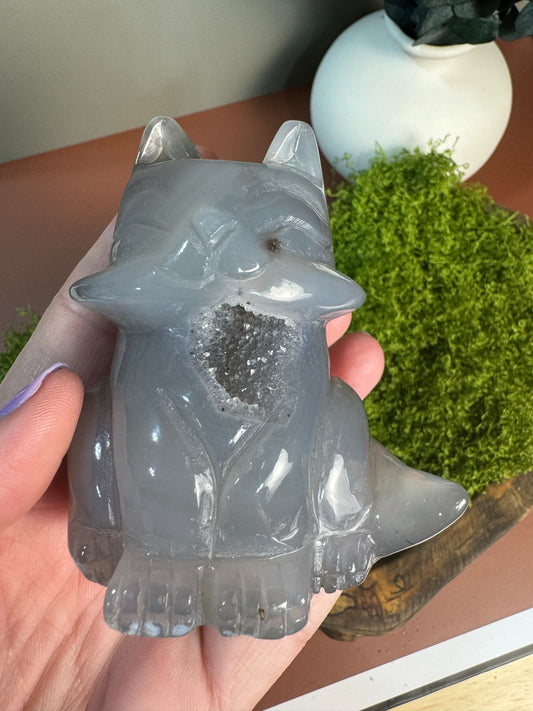 Druzy Blue Agate Fox Carving