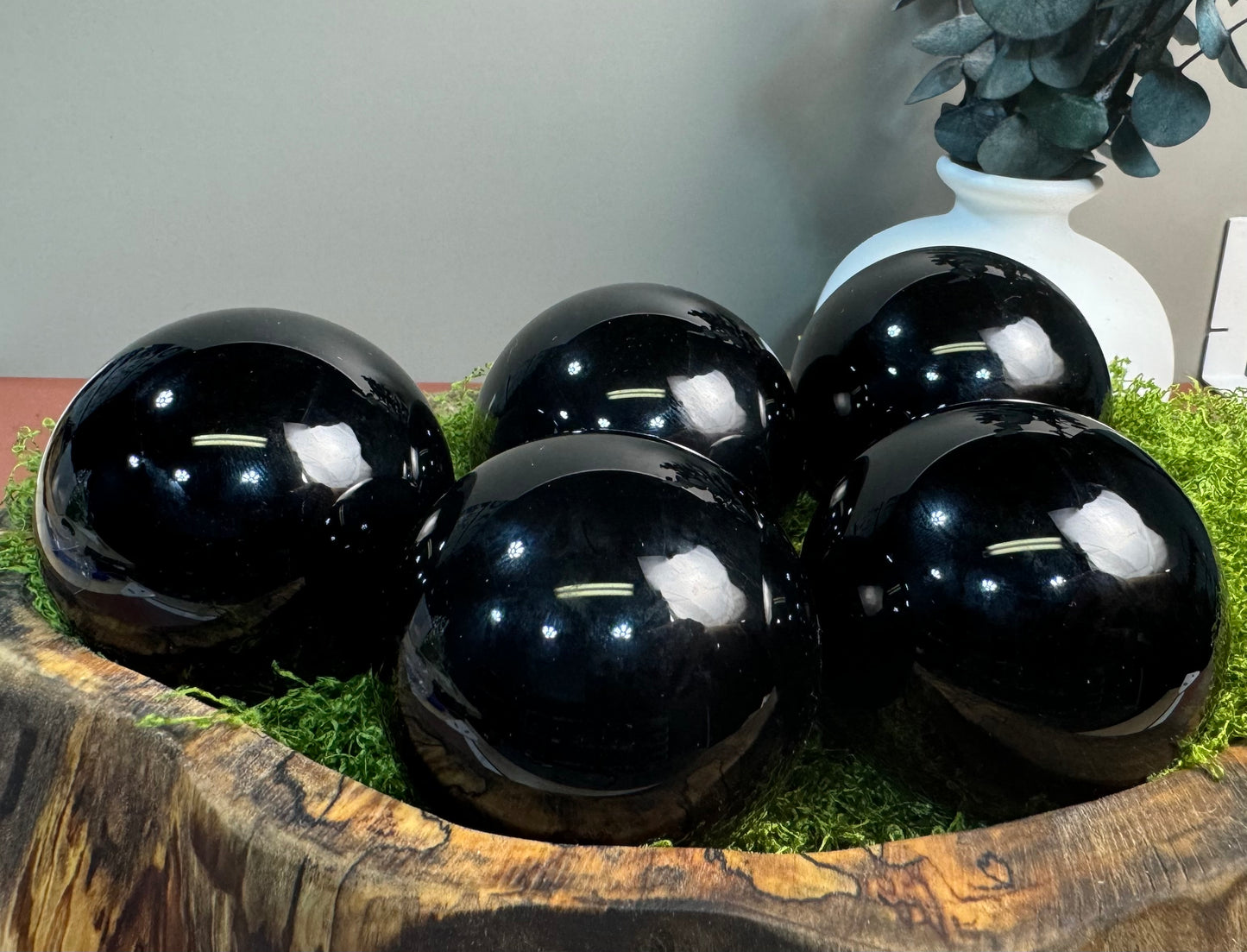 Black Obsidian Spheres (Intuitively Chosen)